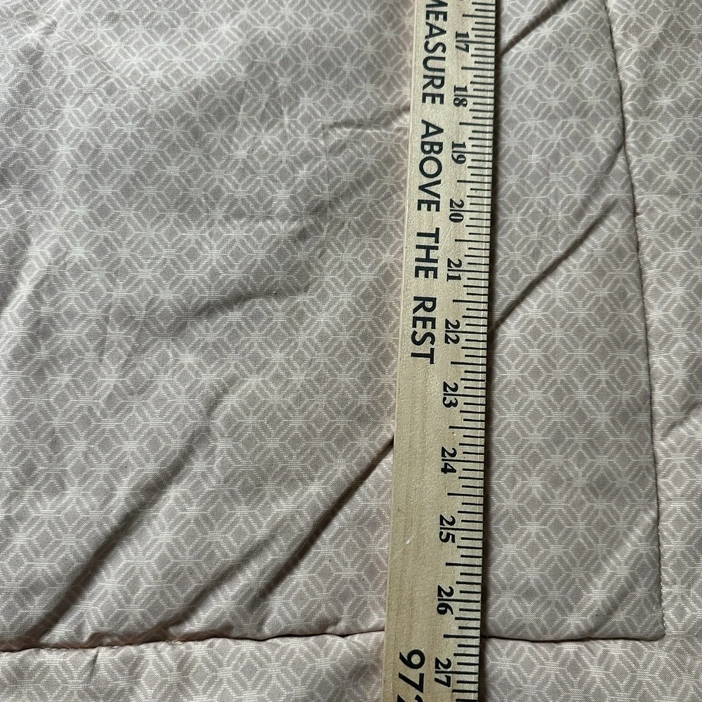 Croscill Standard 2 Pillow Shams 27x21 Inch Carrington Stripes Elegant Damask